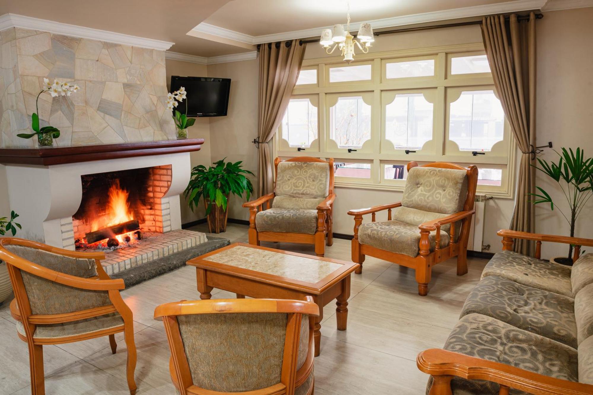 Hotel Cabanas Alto Da Serra กาเนรา ภายนอก รูปภาพ